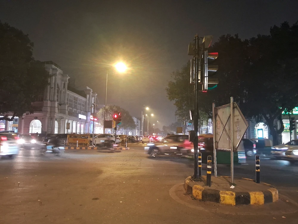 GIF diunggah dening A