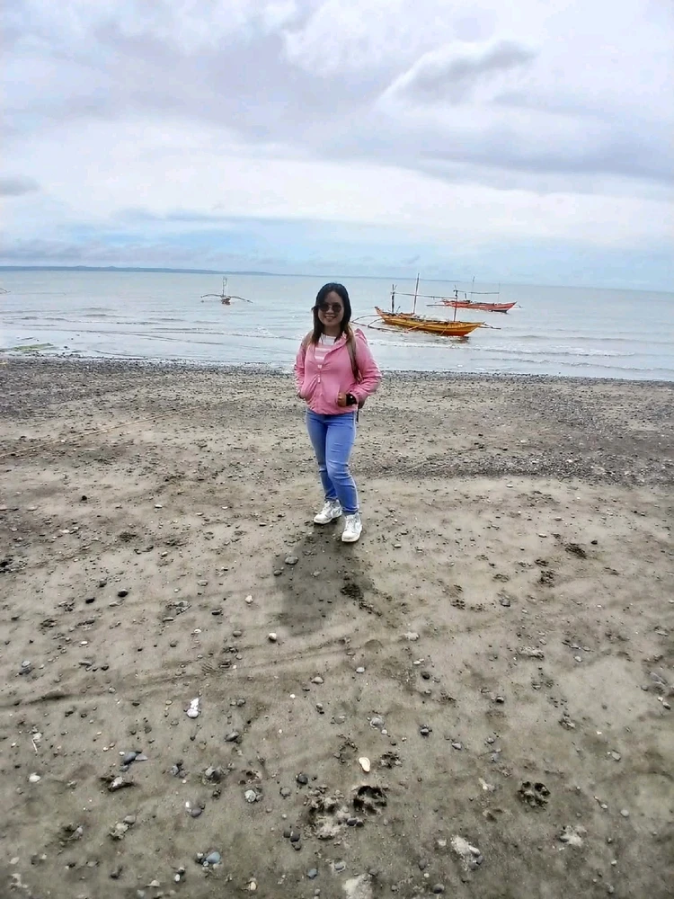 GIF uploaded by Grace