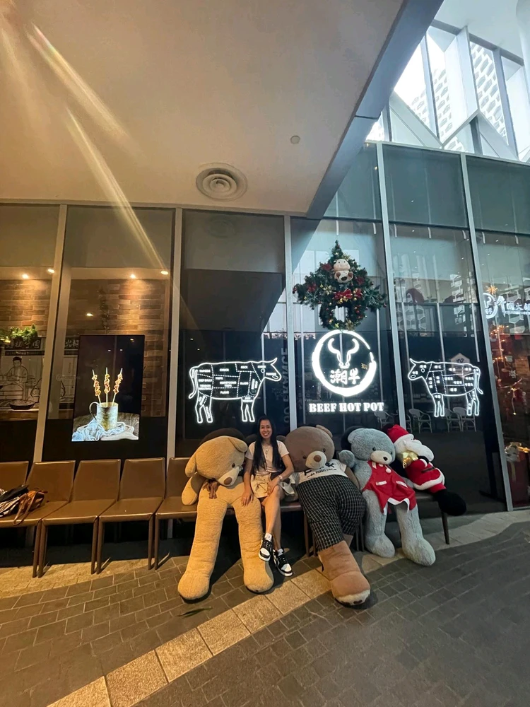 GIF uploaded by Natalie