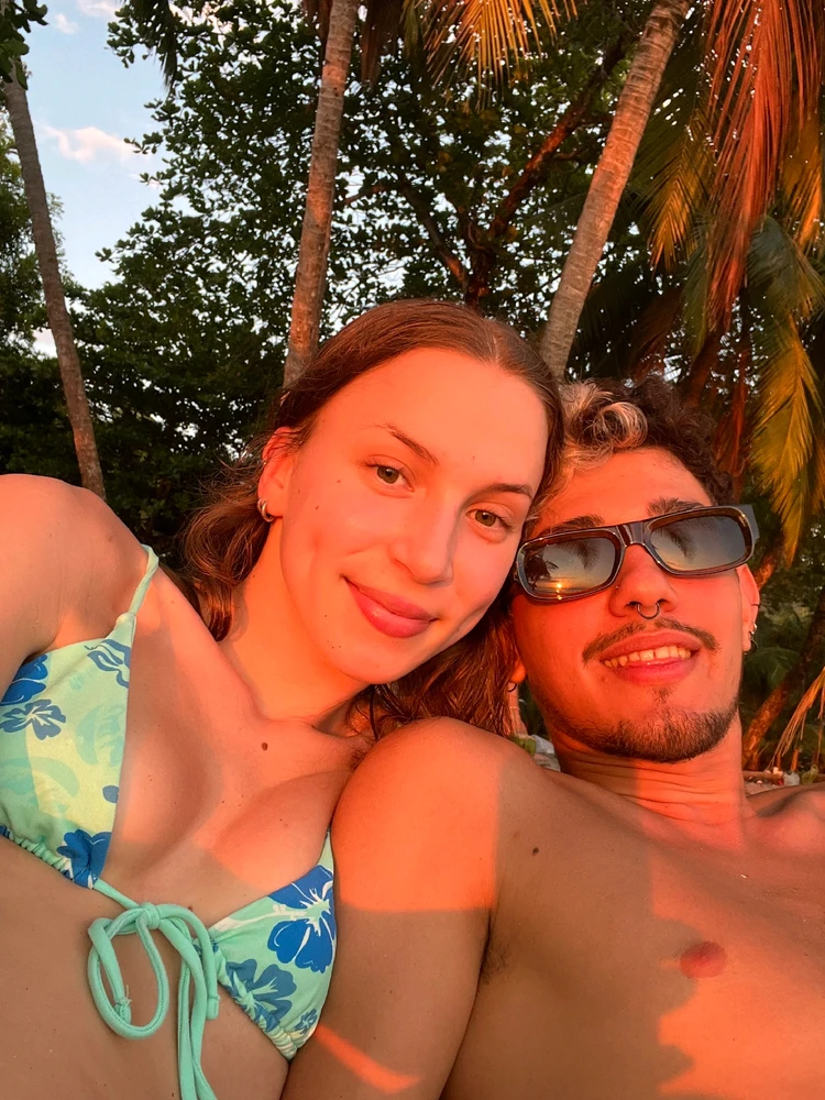 GIF uploaded by MANFRED y SONJA