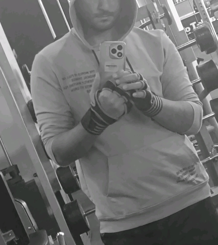 GIF uploaded by Mustafa