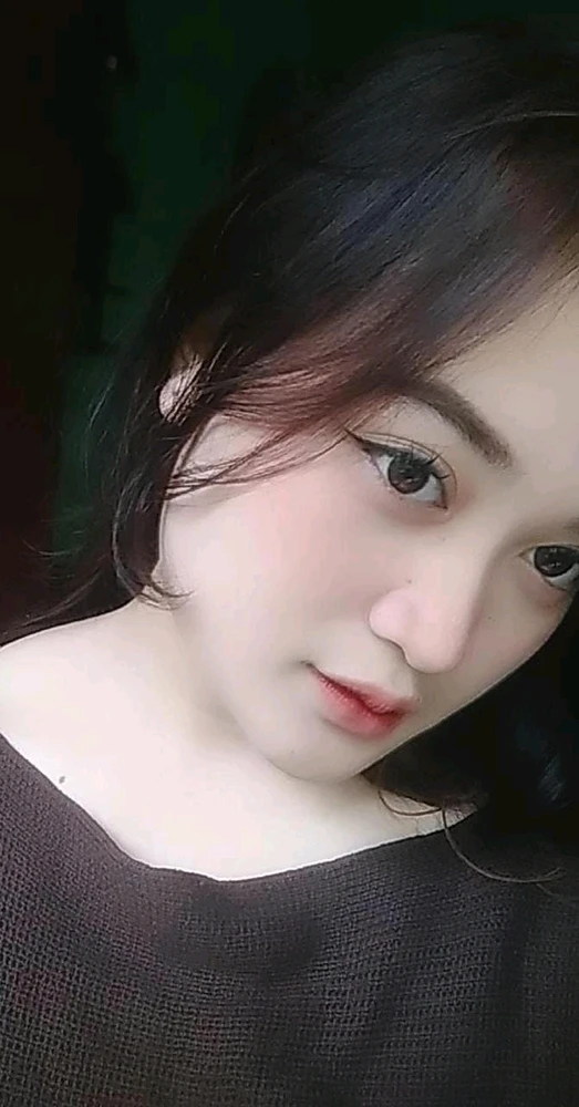 GIF diunggah oleh Lyza