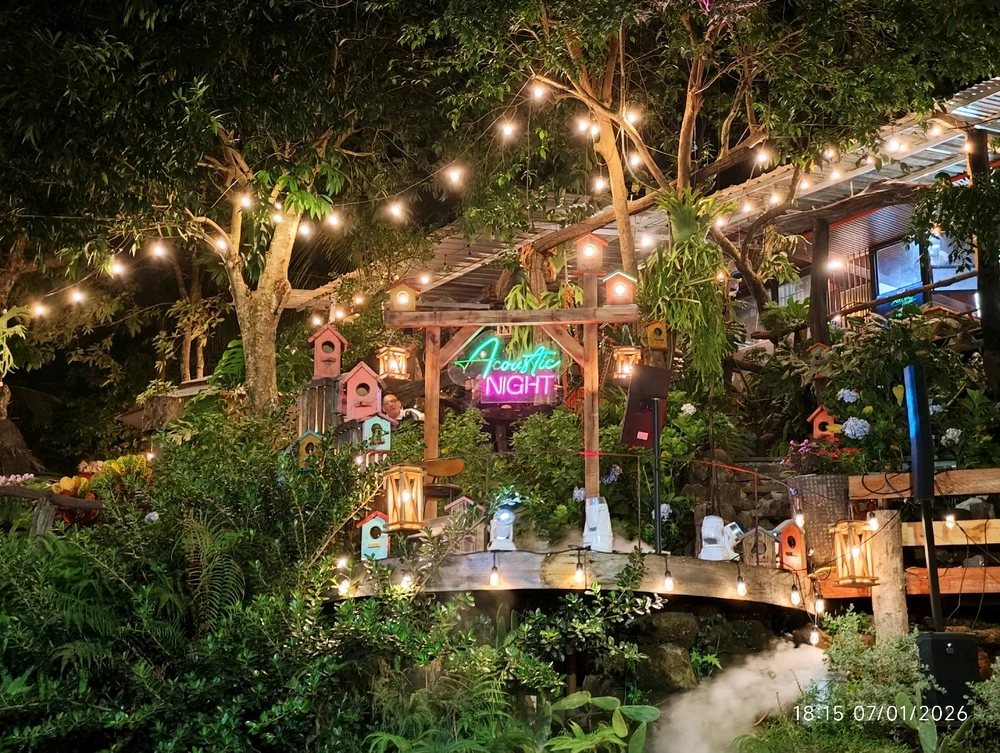 GIF được Felix Tuong tải lên