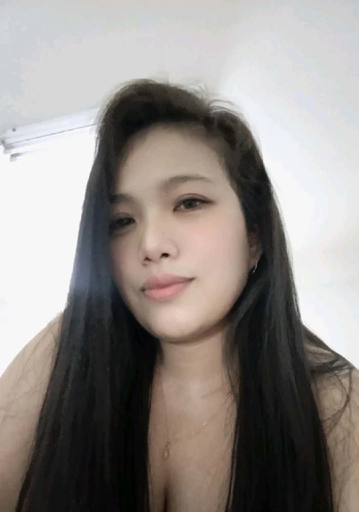 GIF uploaded by Bella