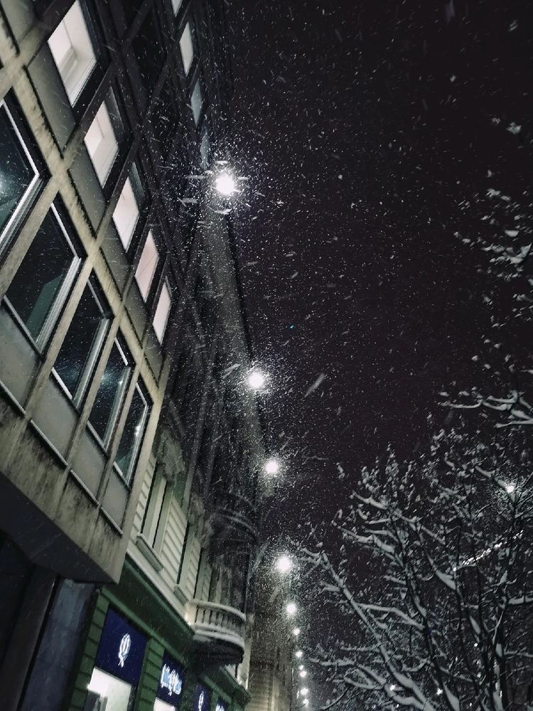 GIF uploaded by Lera