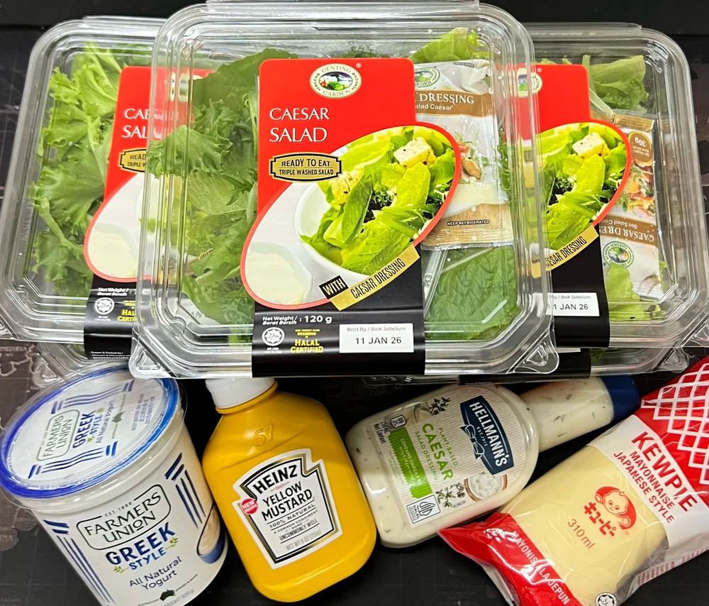 GIF uploaded by Aisyah