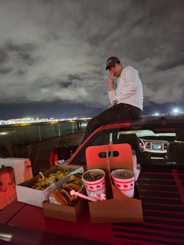 GIF uploaded by Fason