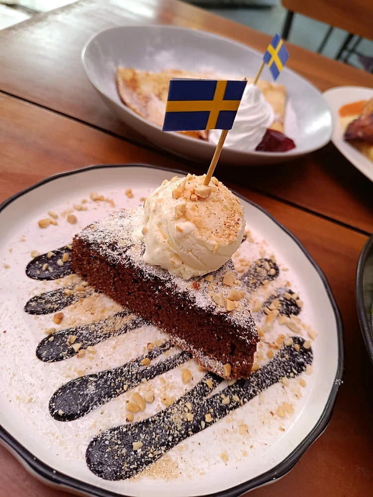 Image uploaded by Nora