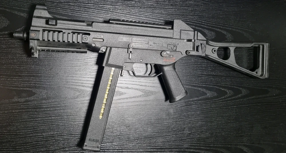 My second airsoft gun UMP-45 🔌