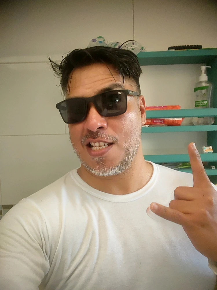 GIF uploaded by Willam j