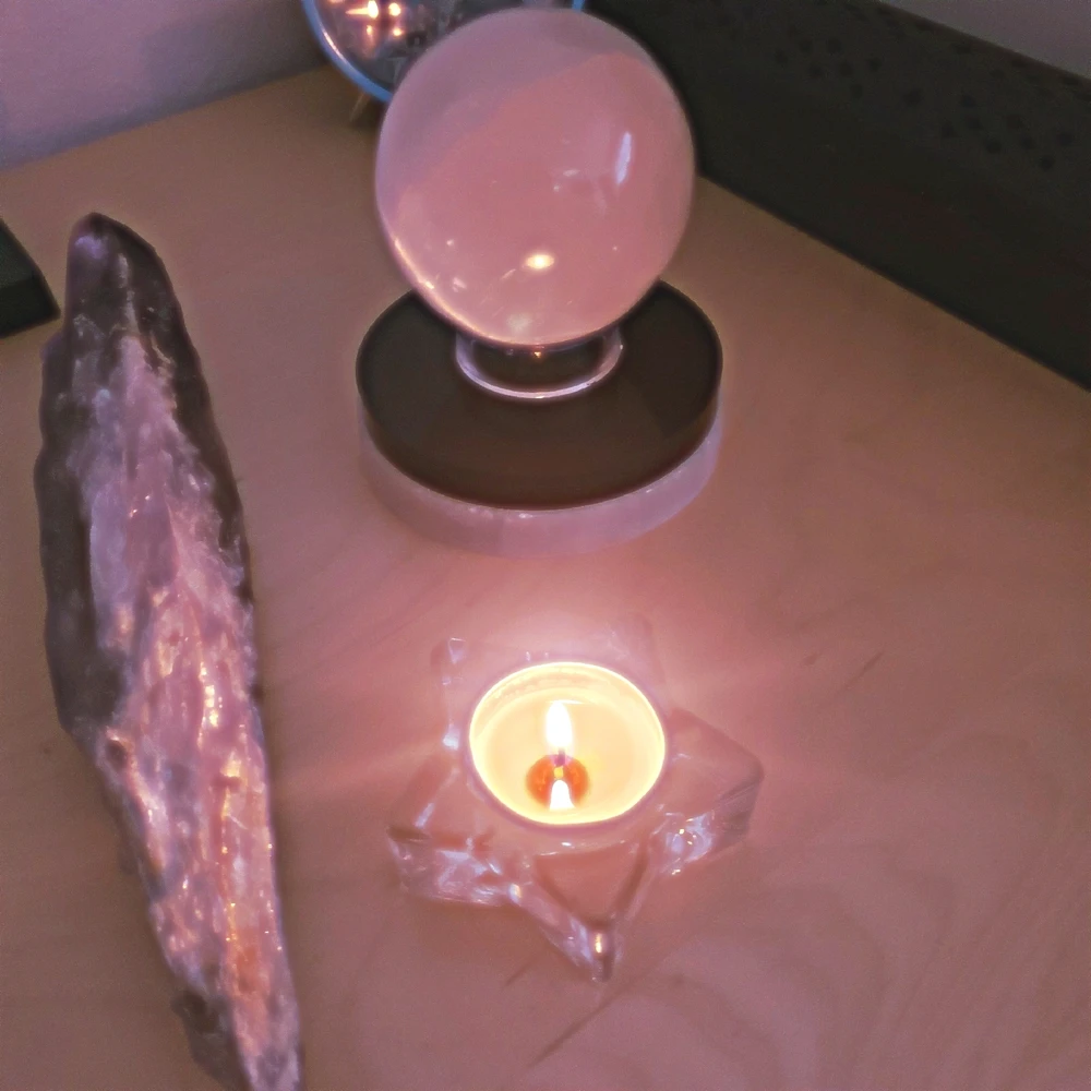 GIF uploaded by laila♡