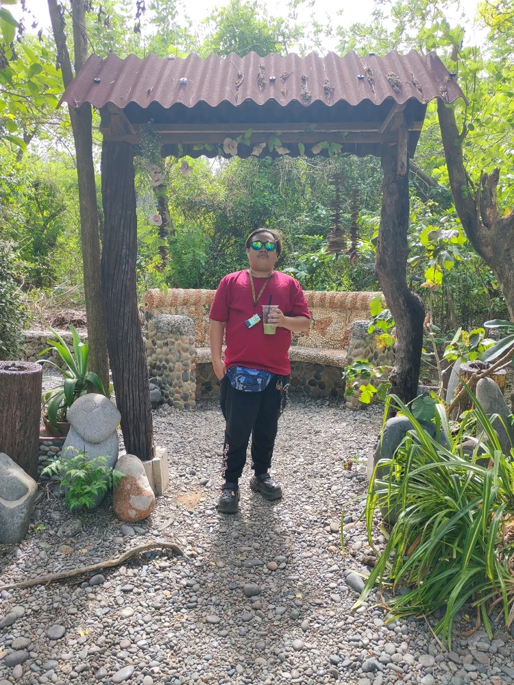 Gi-upload ni Michael Angelo ang hulagway