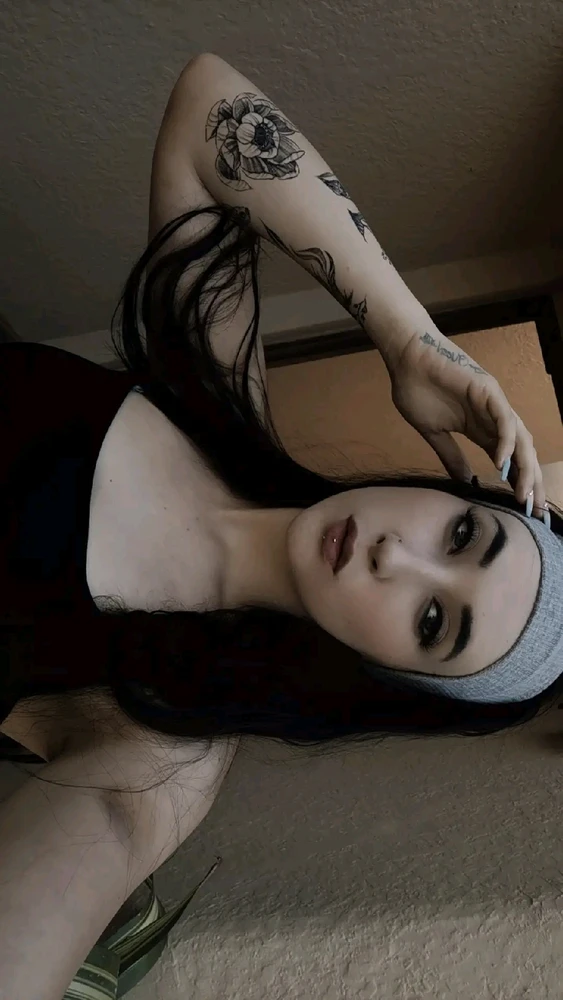 GIF uploaded by Chloe