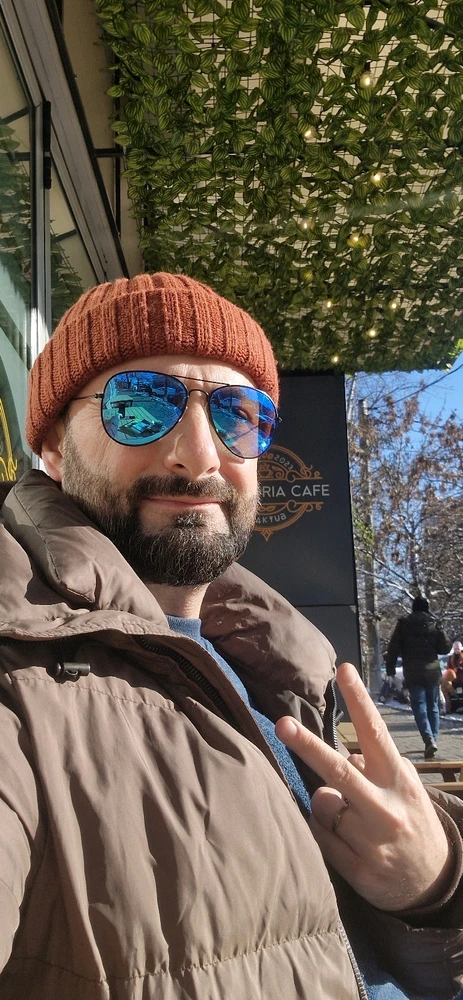 GIF încărcat de Ciprian