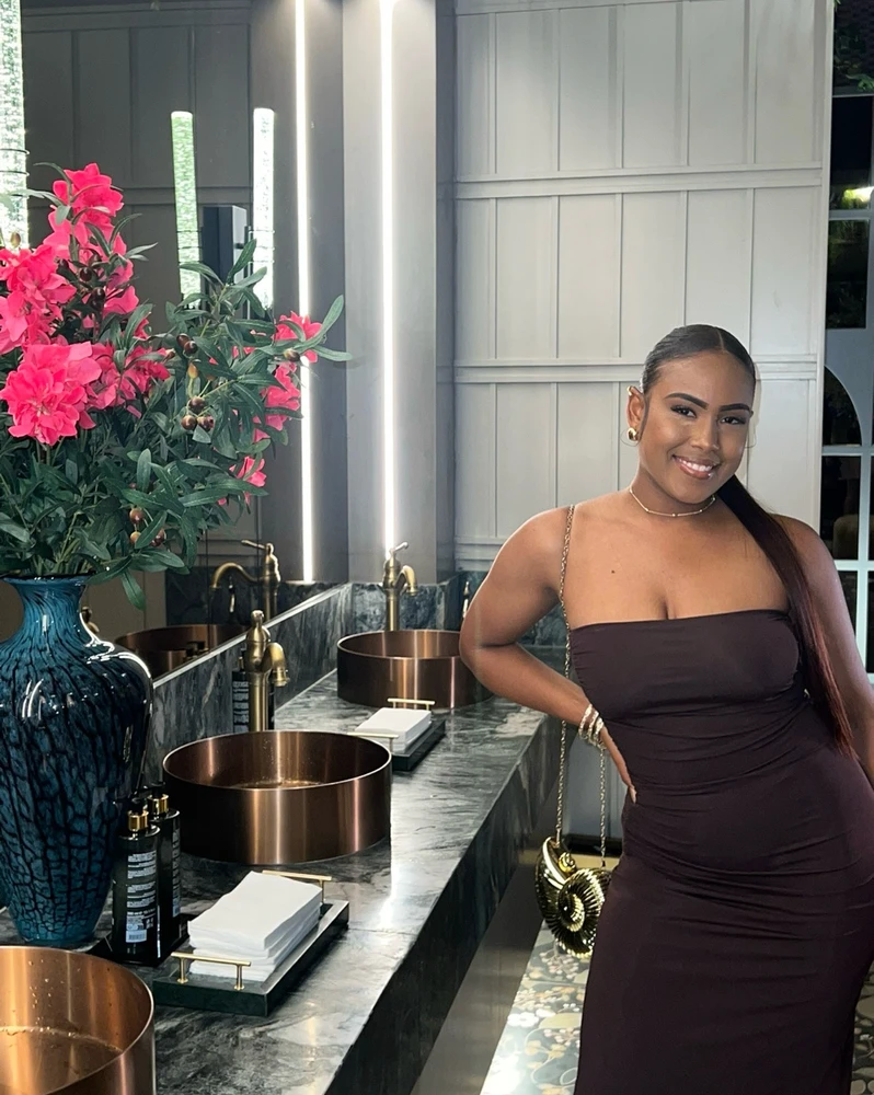 GIF uploaded by Chantal Yaqueline