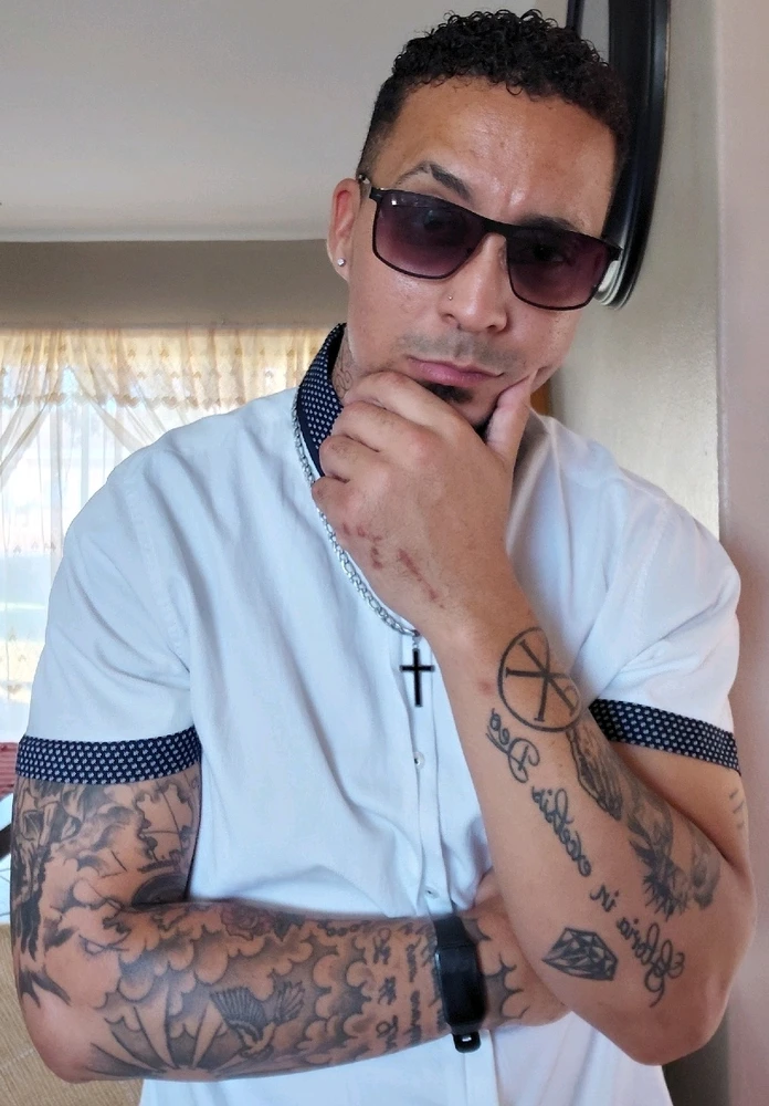 GIF uploaded by Bryon