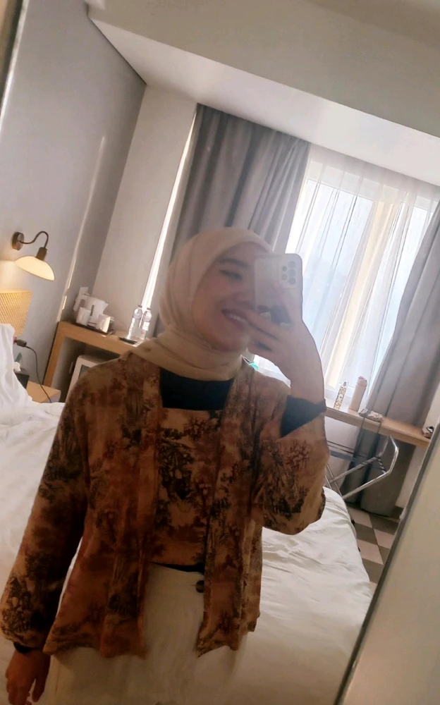 GIF uploaded by Dhea