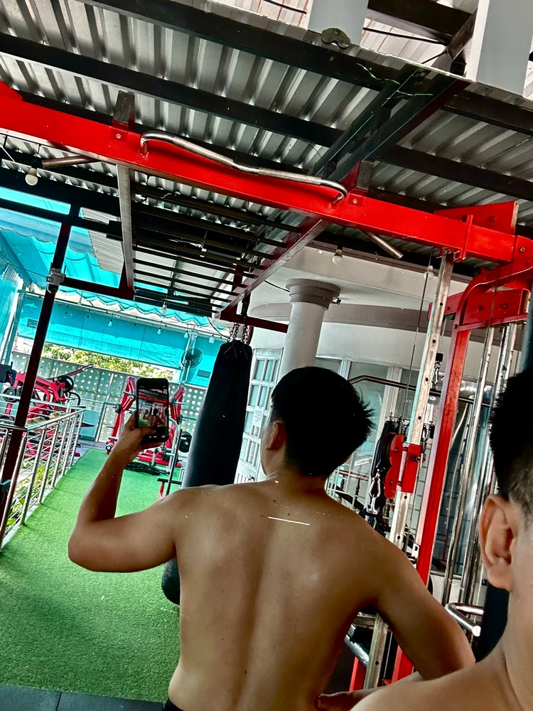 GIF được KS tải lên