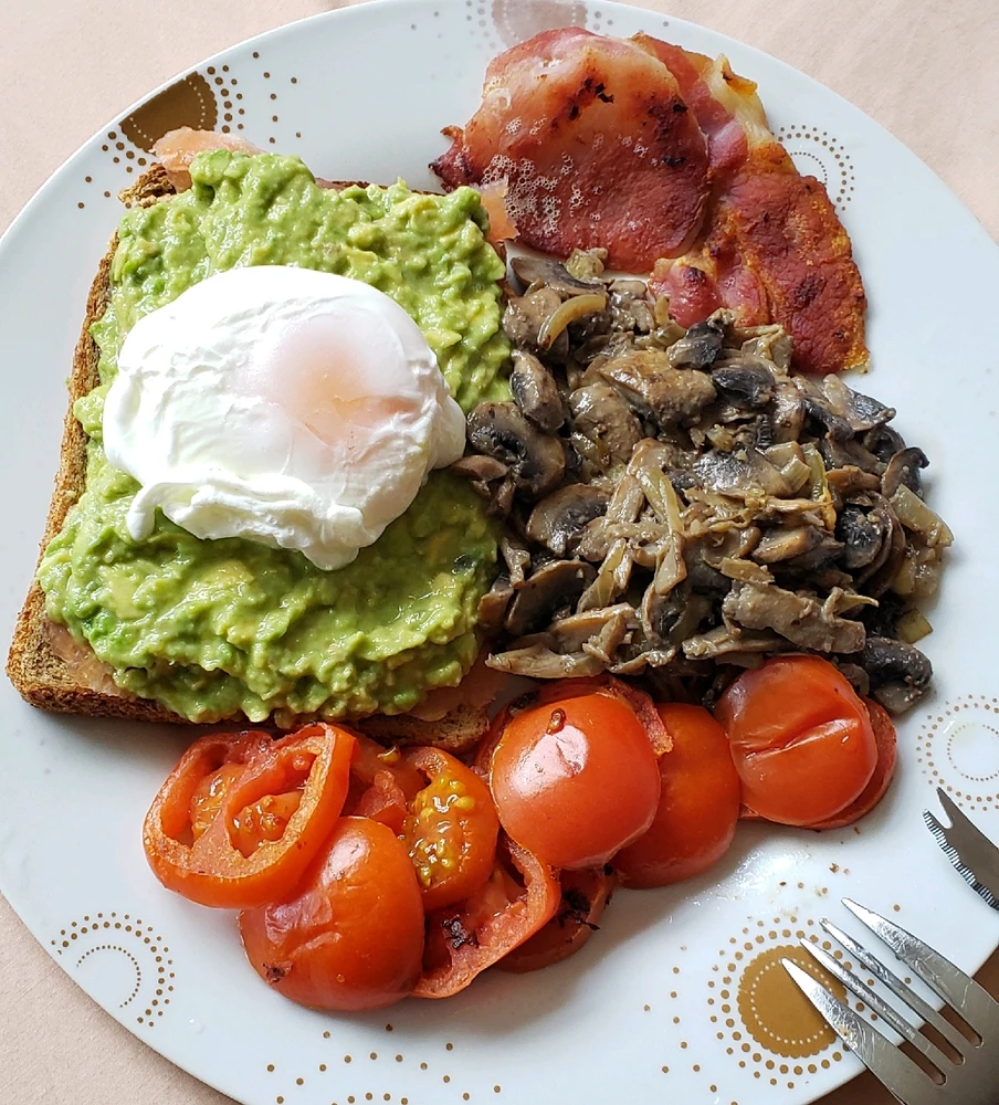 GIF uploaded by A༗