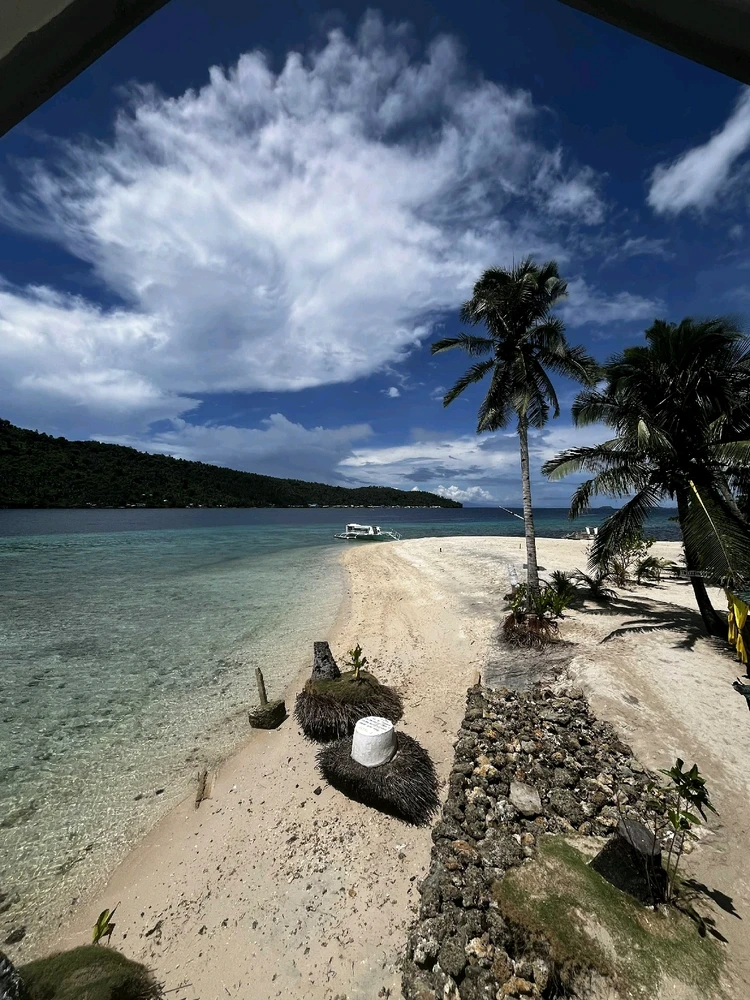 GIF uploaded by Marie