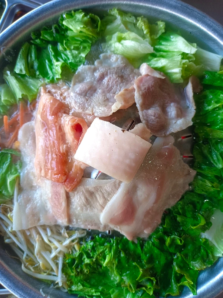 GIF อัปโหลดโดย namna