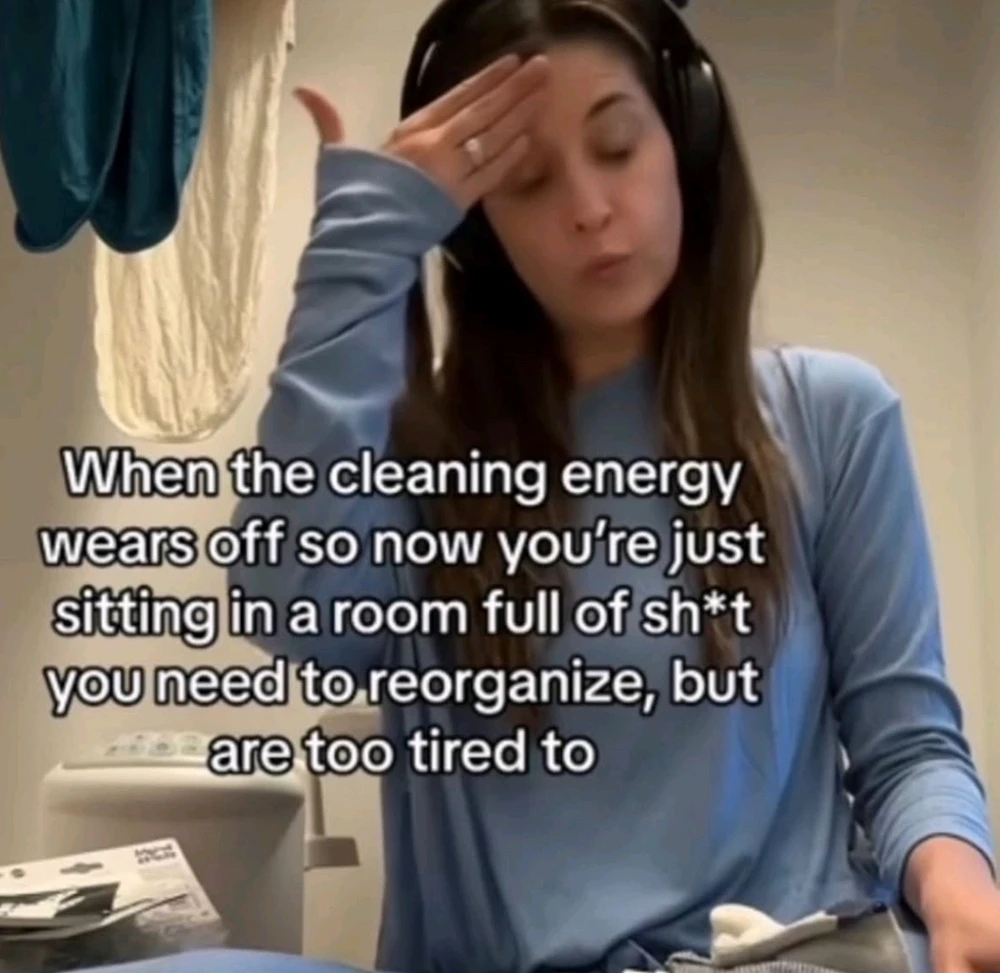 GIF uploaded by Carla