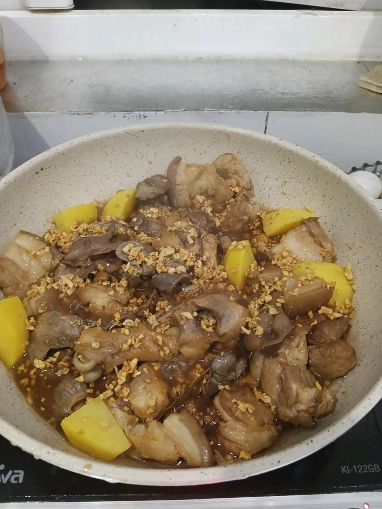 GIF uploaded by Maria