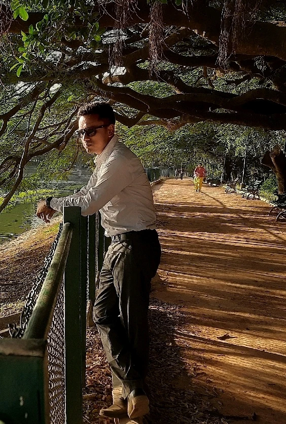 GIF uploaded by Akash Sen