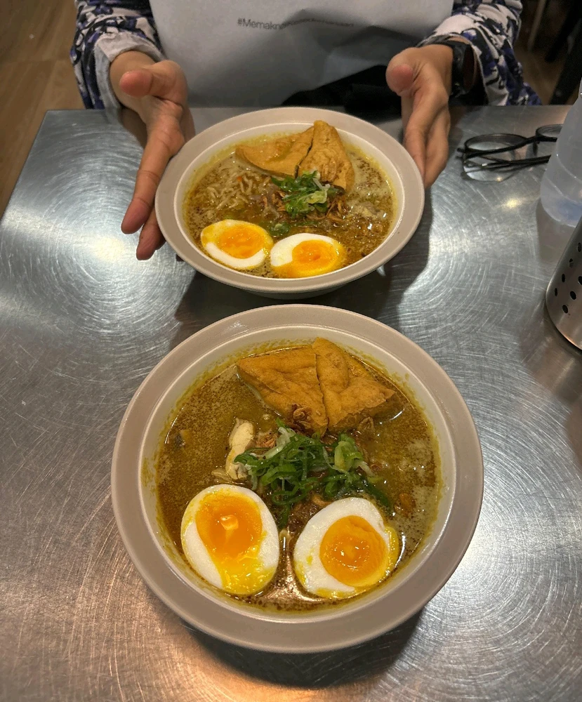 GIF uploaded by Dhea