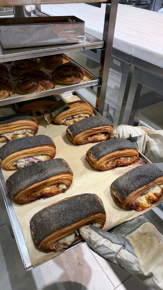 GIF uploaded by Princess 💗🎀🌺