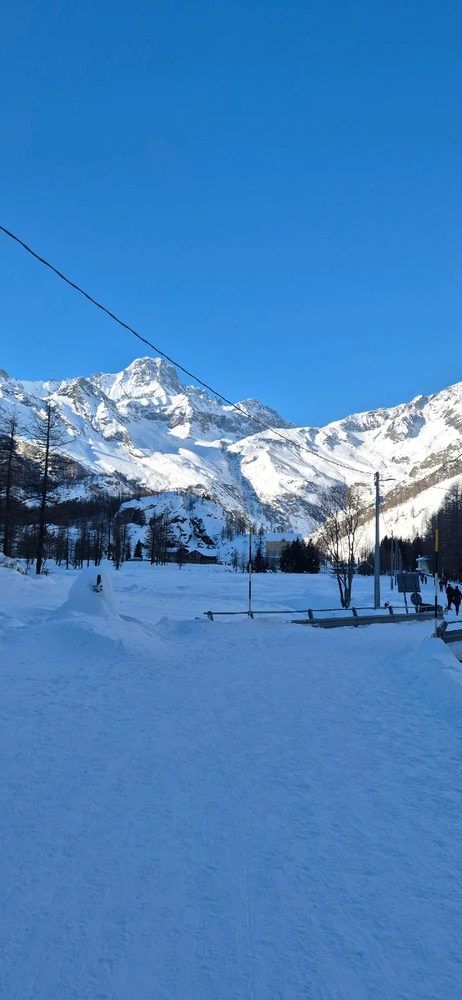 GIF uploaded by धीरज(Dhiraj)