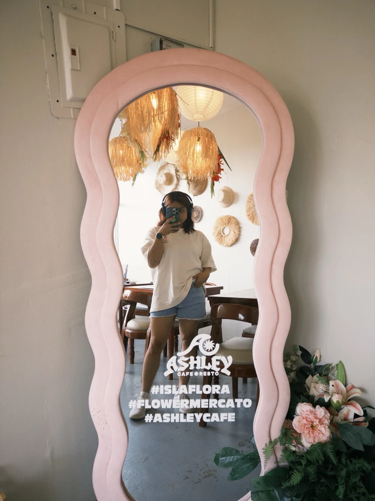 GIF uploaded by Moris