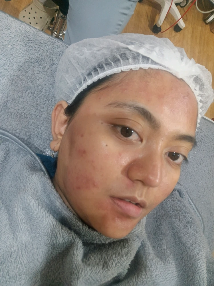 GIF diunggah oleh zara