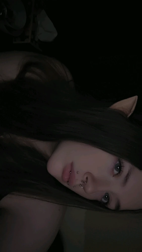 GIF diunggah dening Emily