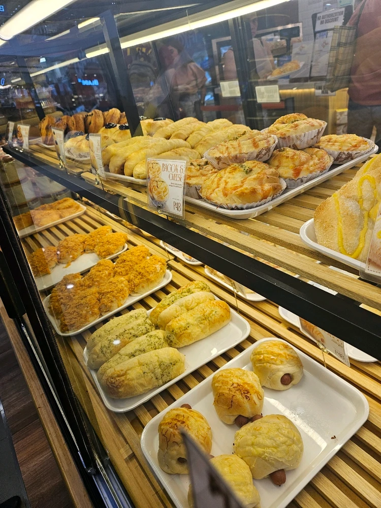 GIF uploaded by Sarah