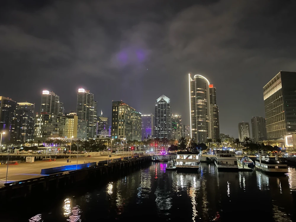 GIF uploaded by Tony