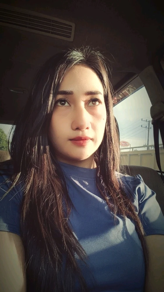 GIF diunggah oleh Lisa