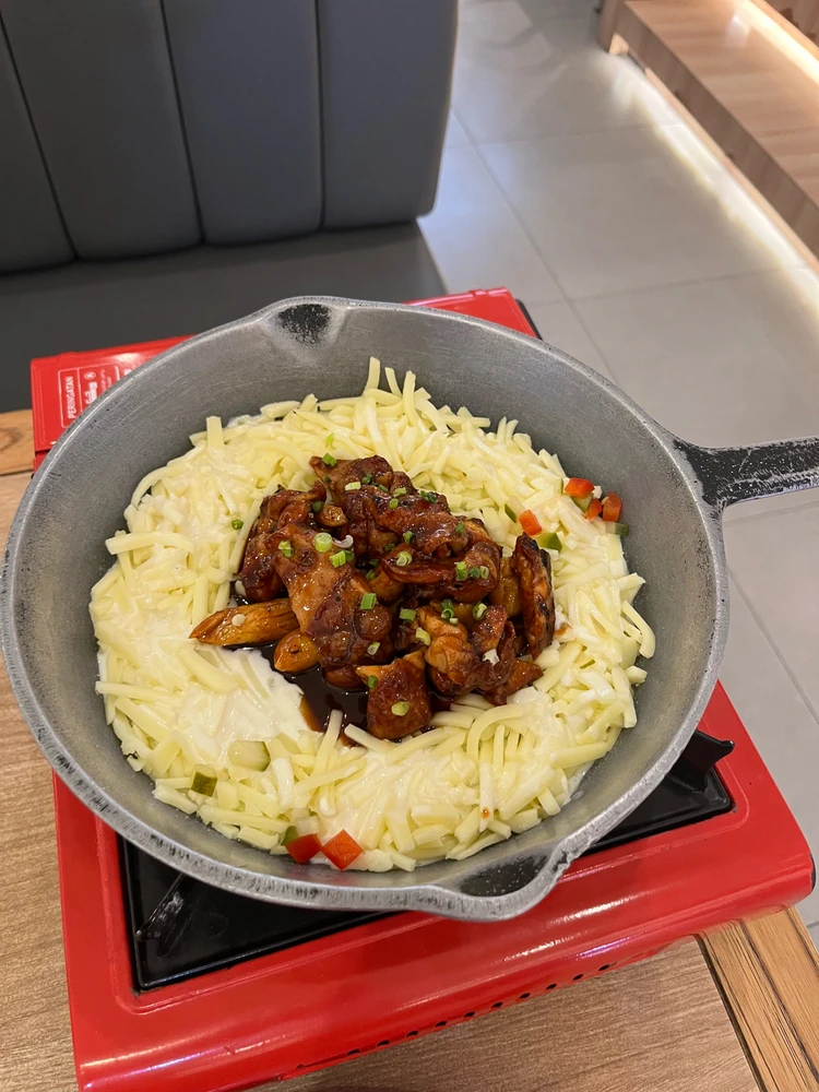 Gambar diunggah oleh Ezra Novia