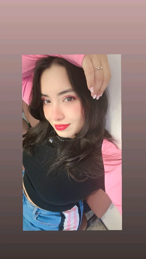 GIF subido por Karla Angel
