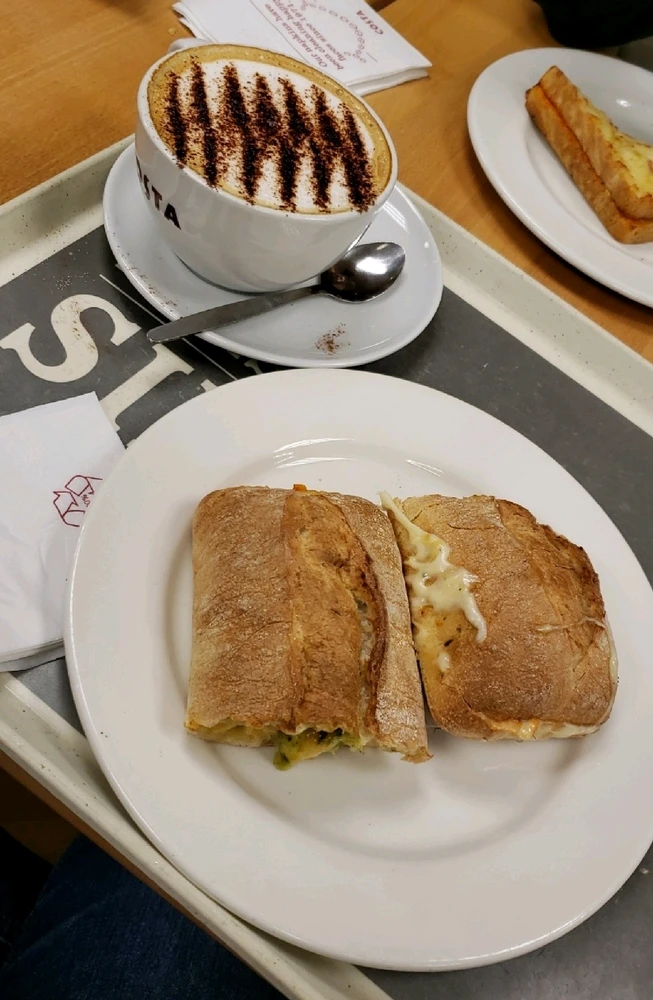 GIF uploaded by A༗