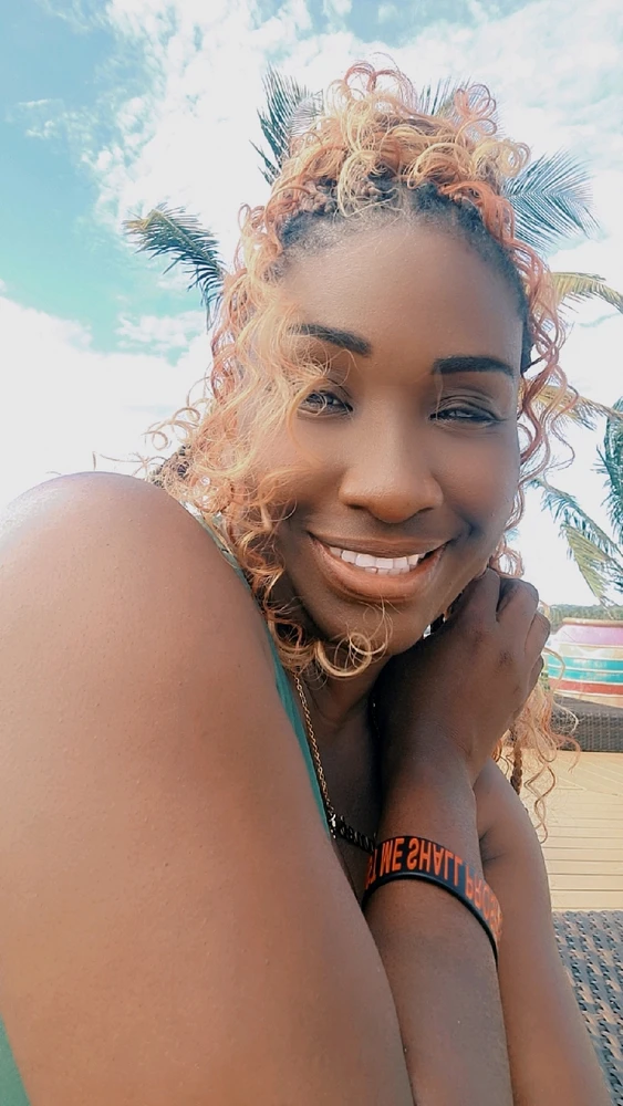 GIF uploaded by Caneisha