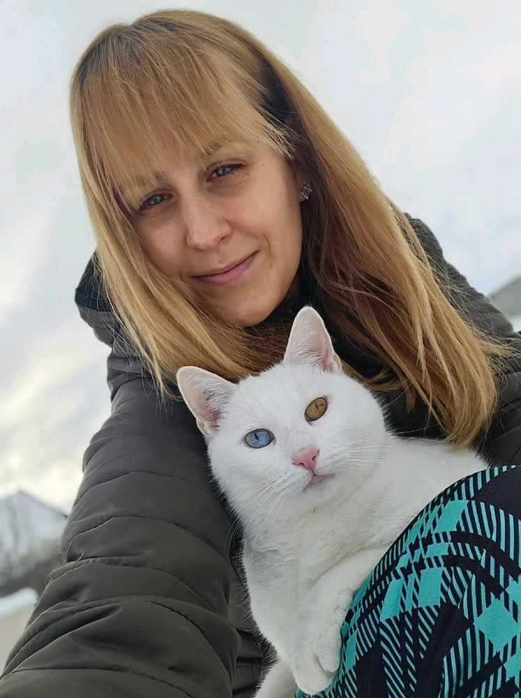 GIF uploaded by Lorena