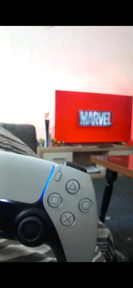 GIF otpremio/la Filip