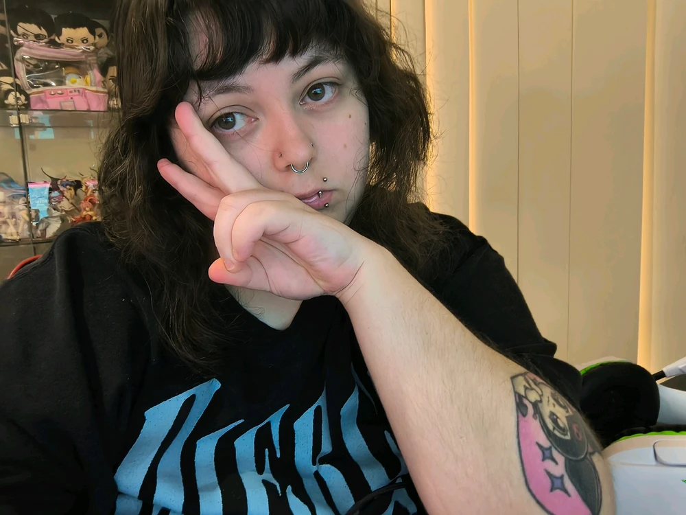 GIF uploaded by Buneรฉ(๏พโใฎโ)๏พ*:๏ฝฅ๏พ