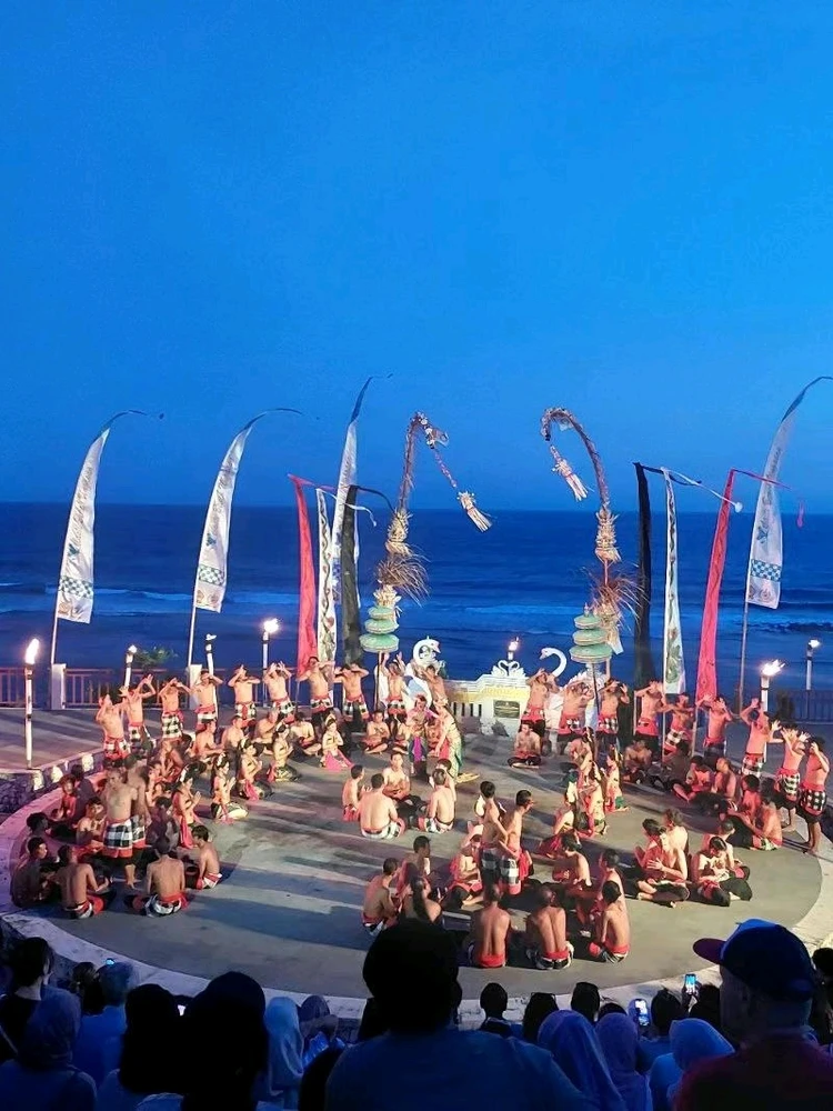 Gambar diunggah oleh Naalasy