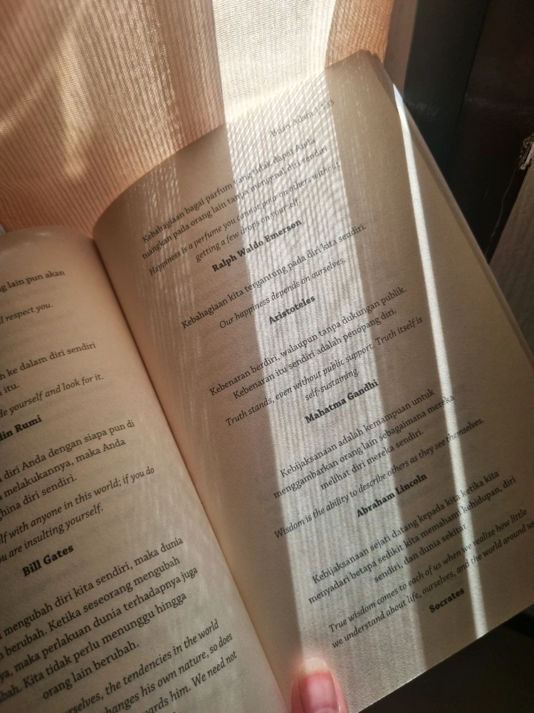 GIF diunggah oleh karin