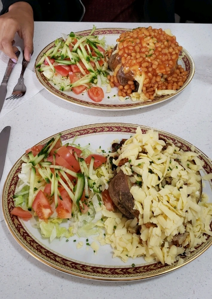 GIF uploaded by A༗