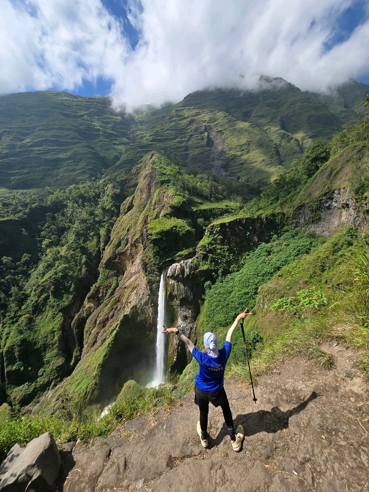 GIF uploaded by Dhea