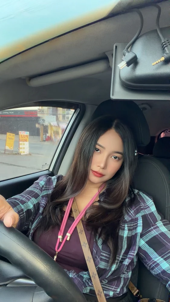 GIF uploaded by Reych