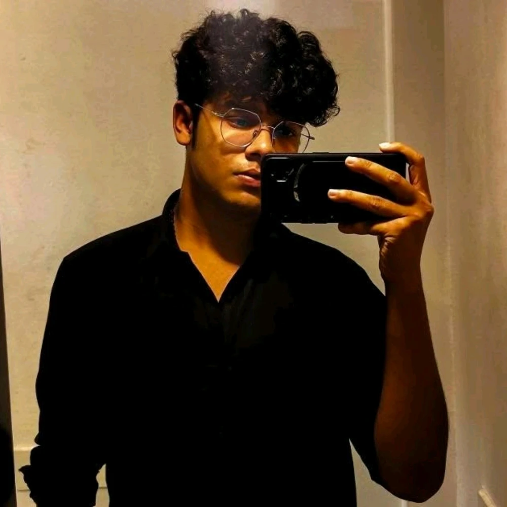 GIF uploaded by Damiyan joshua